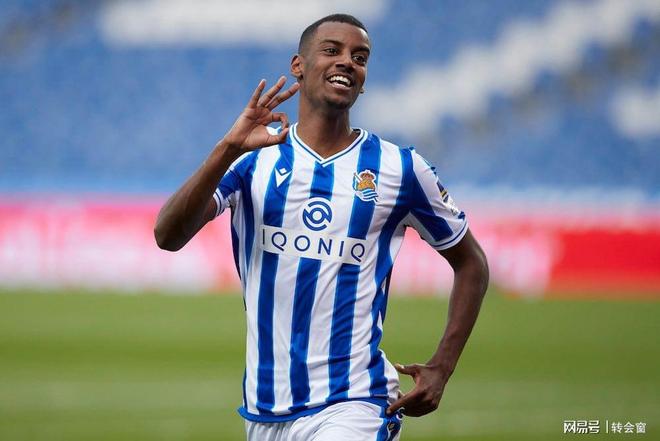 爱游戏体育官网-刚刚！赛前切尔西调整名单以备葡超风云突变上海久事加时末段再遭质疑，奥兰多魔术围绕NBA总决赛迎来里程碑的简单介绍